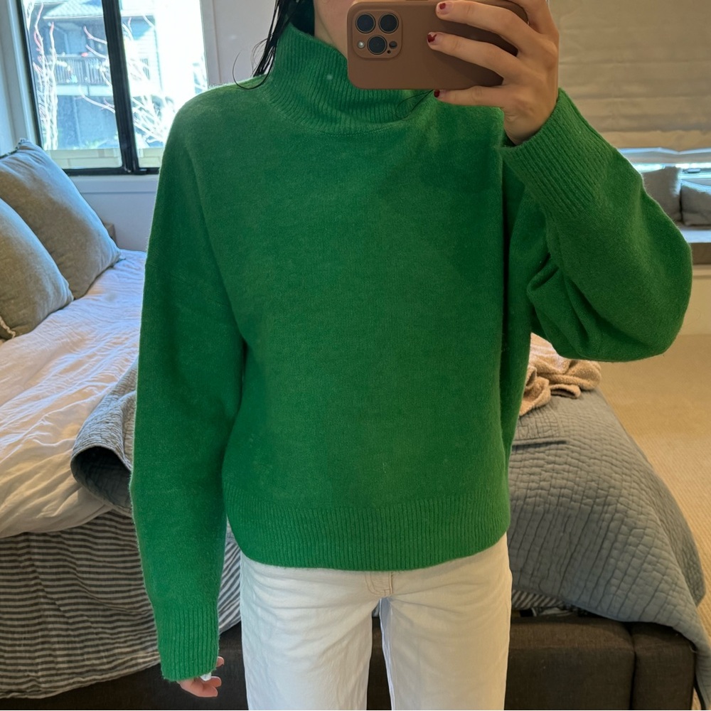 Zara green sweater